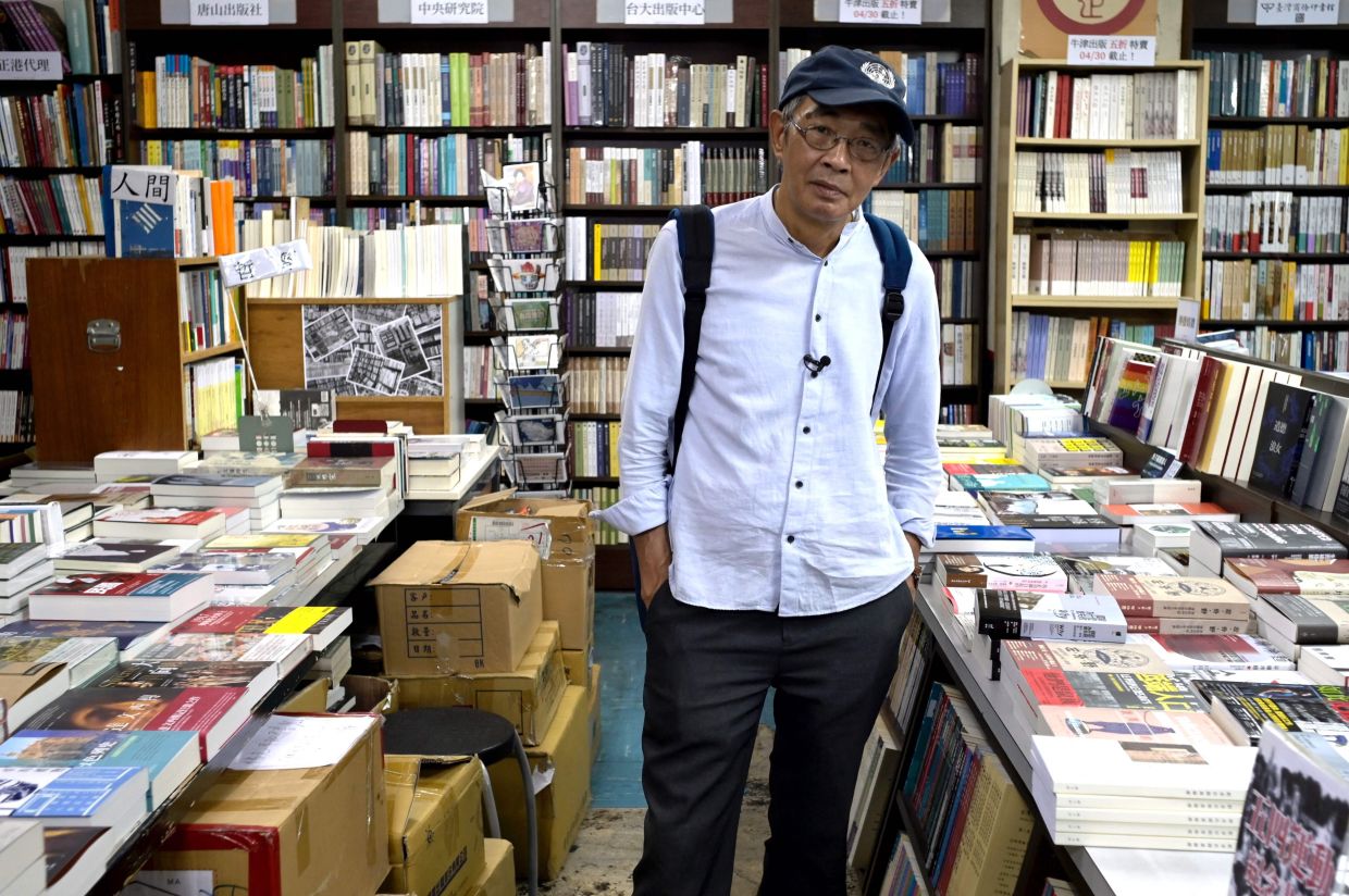 Lam Wing-kee, Hong Kong Bookseller Who Defied Beijing, Dies in Taiwan at 70