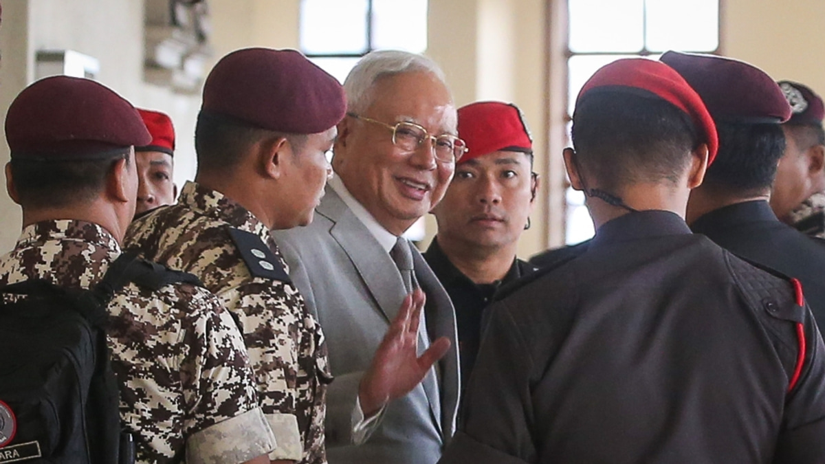 Former PM Najib Razak to Undergo Heart Procedure