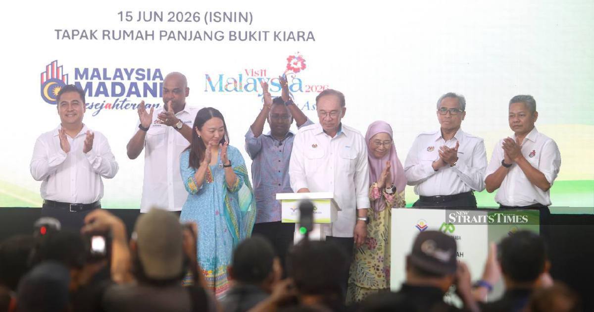 PM Anwar Warns Against Racial Division as Political Tactic
