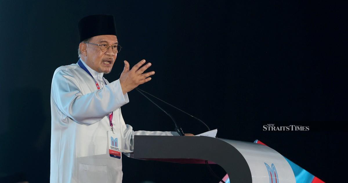Cabinet to Review University Act Abolition Plan on Wednesday, Anwar Confirms