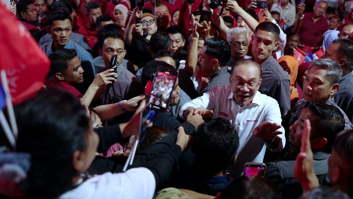 Pakatan Harapan Names Full Slate for Johor Battle, Eyes Return to Power