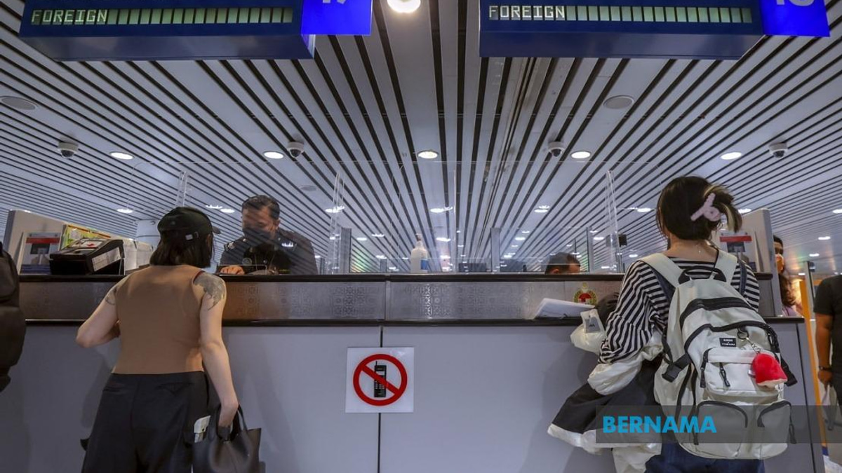 Cabinet Approves 17-Point Security Overhaul for KLIA and National Entry Points