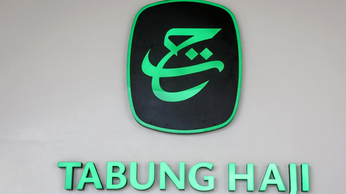 Anwar Pushes for Parliamentary Debate on Tabung Haji RCI Report