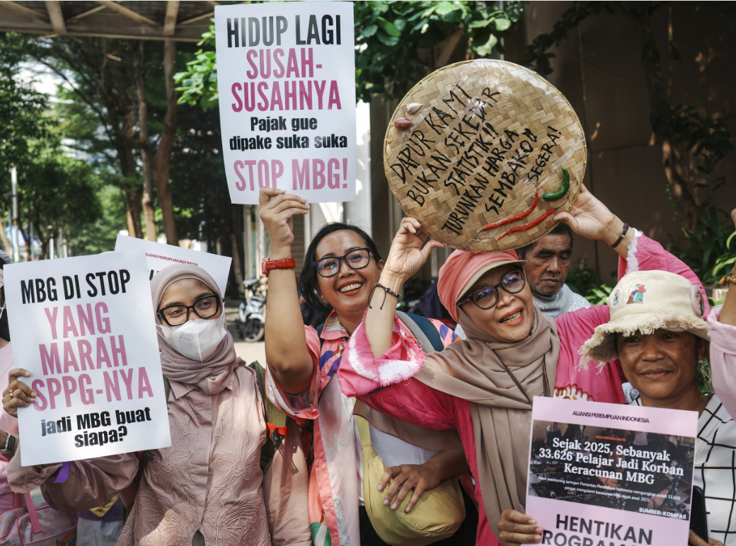 Indonesian free meal scheme faces backlash over quality as beneficiaries urge halt for reform