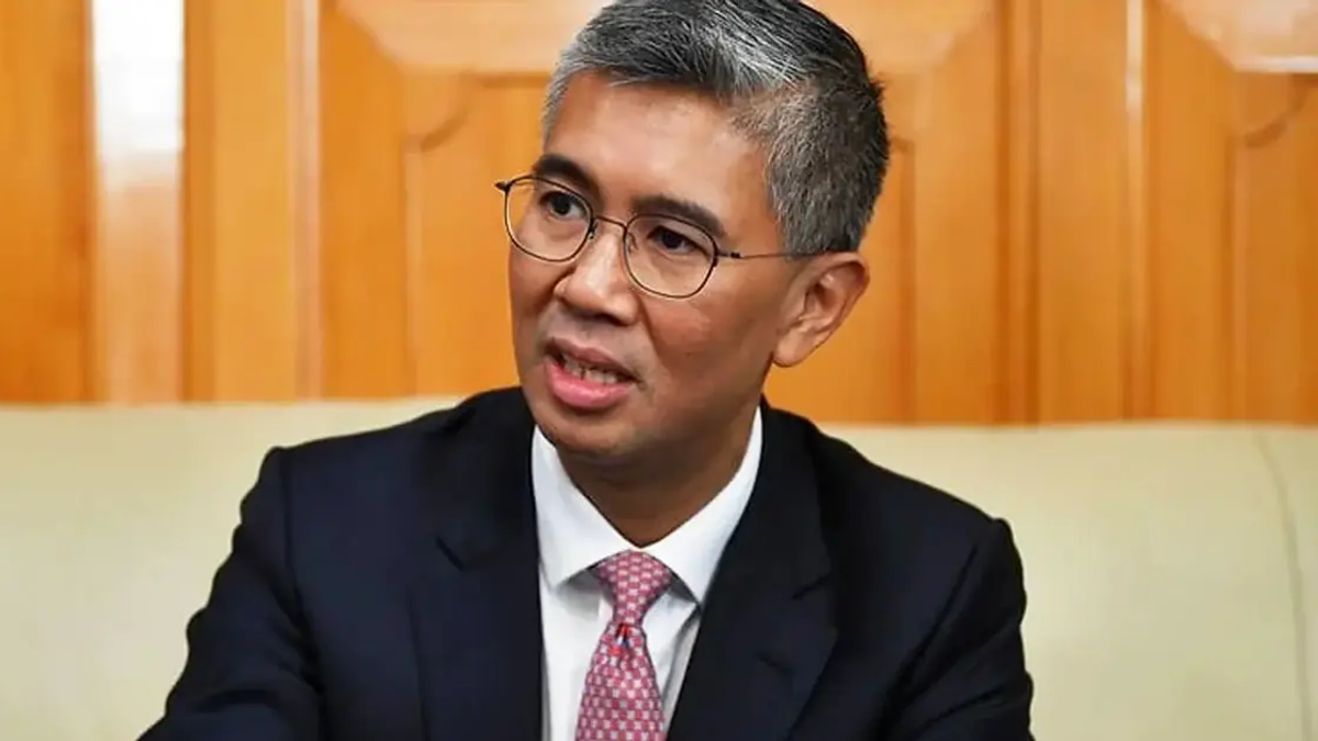 Former Finance Minister Tengku Zafrul Takes the Stand in Muhyiddin Corruption Case