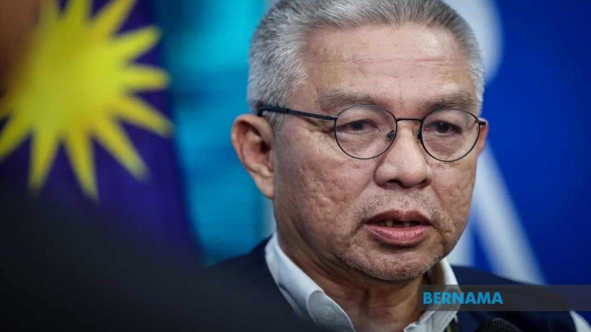 Dr Adham Baba Leverages Community Roots and Development Record in Pasir Raja Campaign