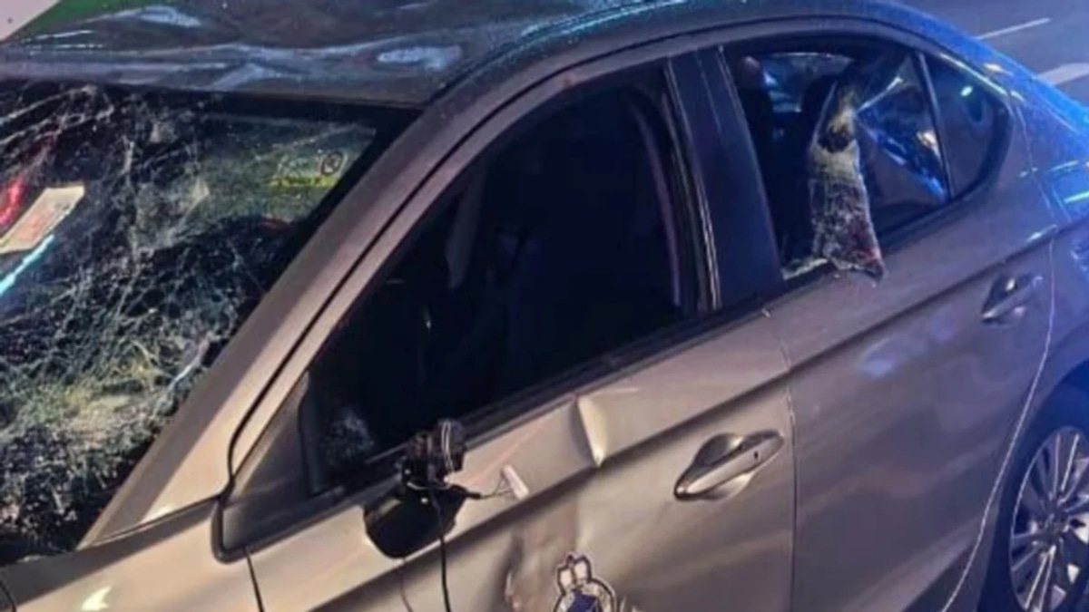 Foreign Homeless Man Detained After Damaging Police Vehicle in Kuala Lumpur