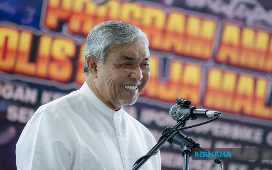 Ahmad Zahid Urges Malaysian Motorcyclists to Obey Foreign Traffic Laws