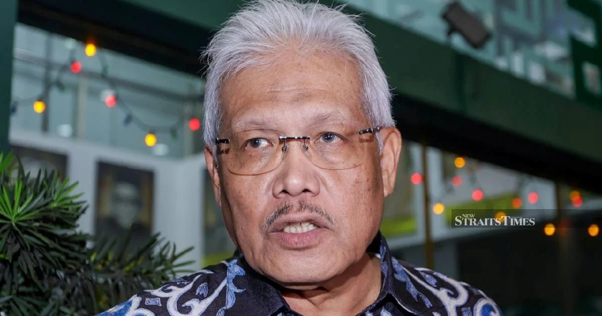 Opposition Formally Set to Designate Hamzah Zainudin as New Leader Ahead of Parliament