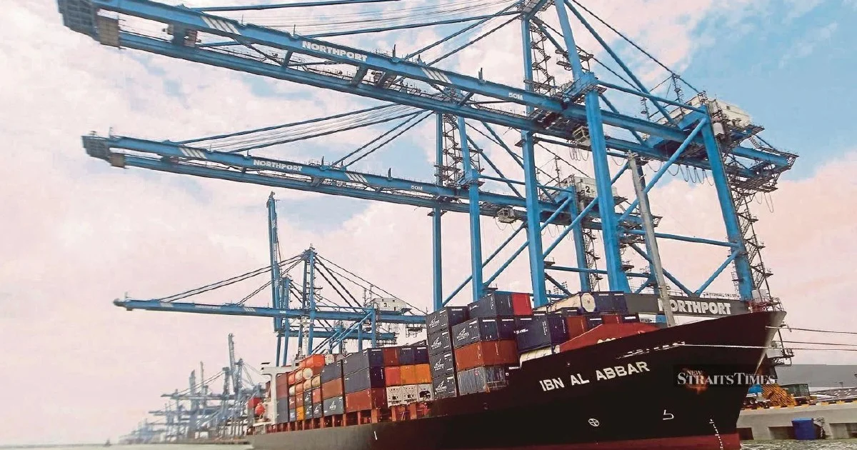 Port Klang 3 construction timeline depends on resolving land disputes with Selangor, says Loke