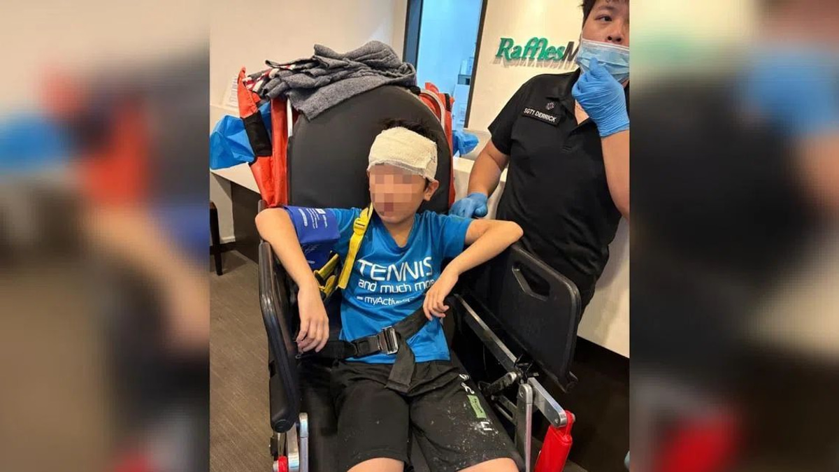 Young customer injured as signboard collapses at Singapore foodcourt; outlet resumes operations