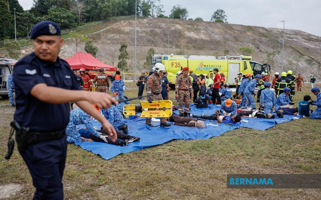 Malaysia Conducts First Off-Airport Plane Crash Drill to Test Emergency Response