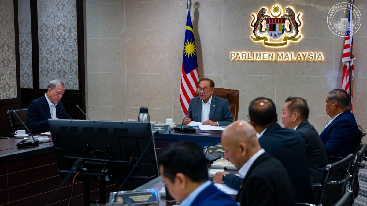 Anwar Orders Urgent Action Plan as Super El Niño Threatens Food Security