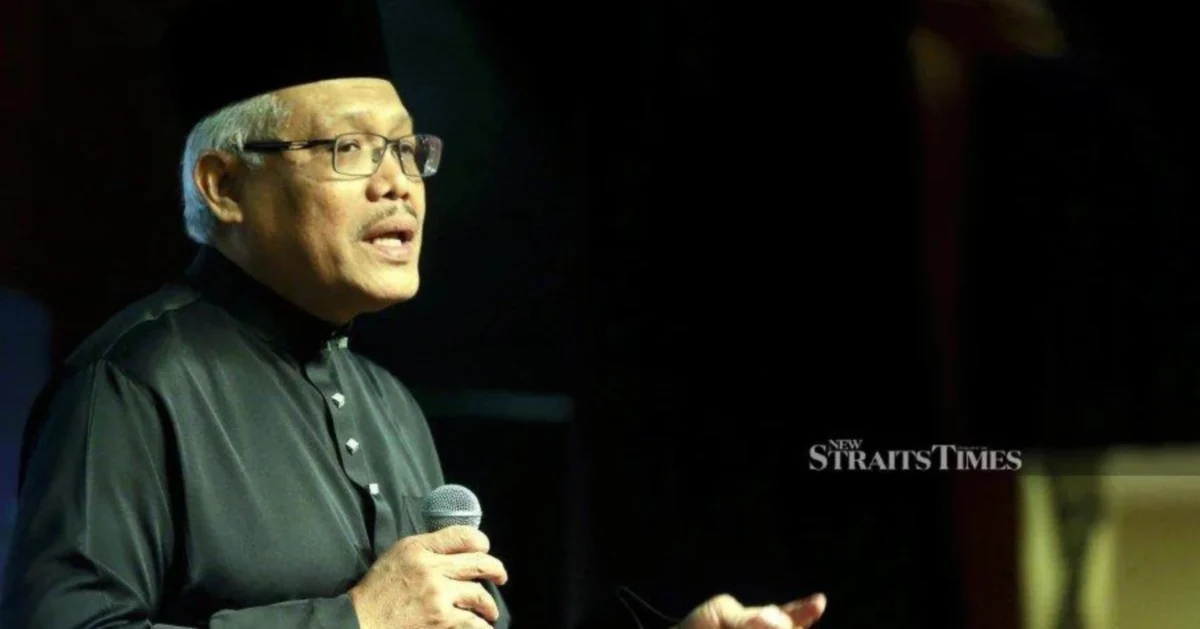 Hamzah Questions Azam Baki's Role as Financial Crime Adviser