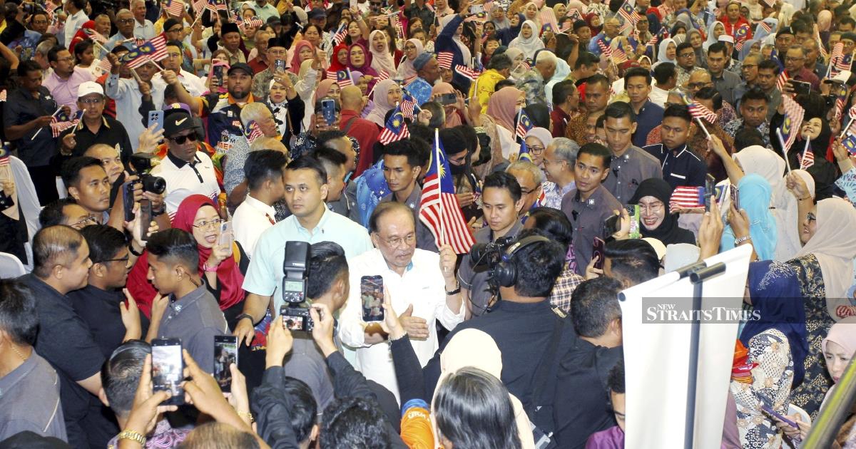 Ministers Must Resign If They Attack Unity Partners, Anwar Warns
