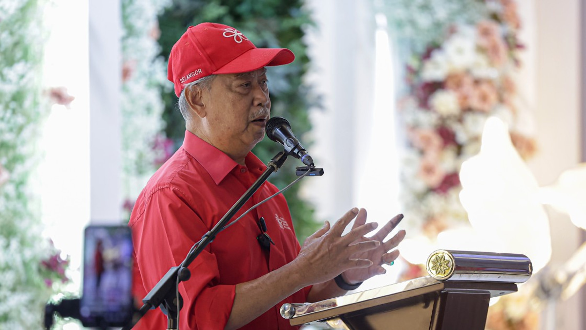 Muhyiddin Rebuts Khaled's 'Spoiler' Claim Ahead of Negri Sembilan Election