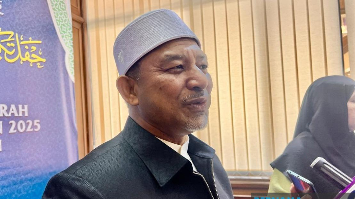 Kelantan Rewards 1,494 Top Students With RM747,000 Excellence Fund