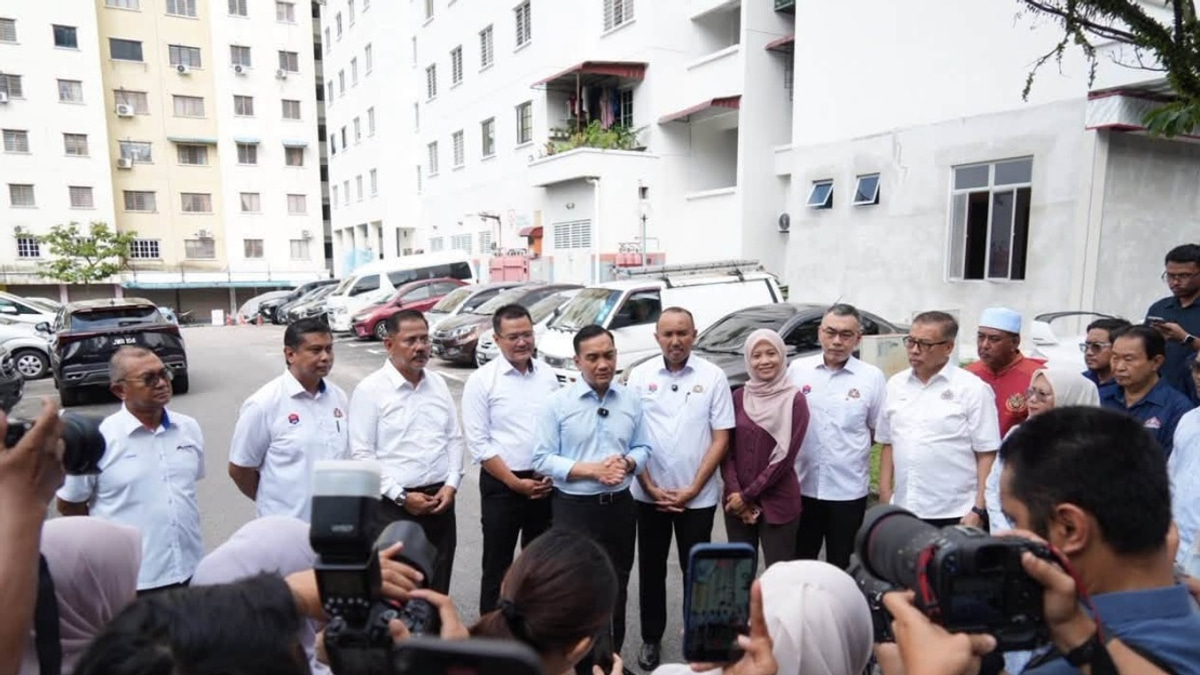 Johor Invests RM50 Million in Housing Renewal Drive Across State