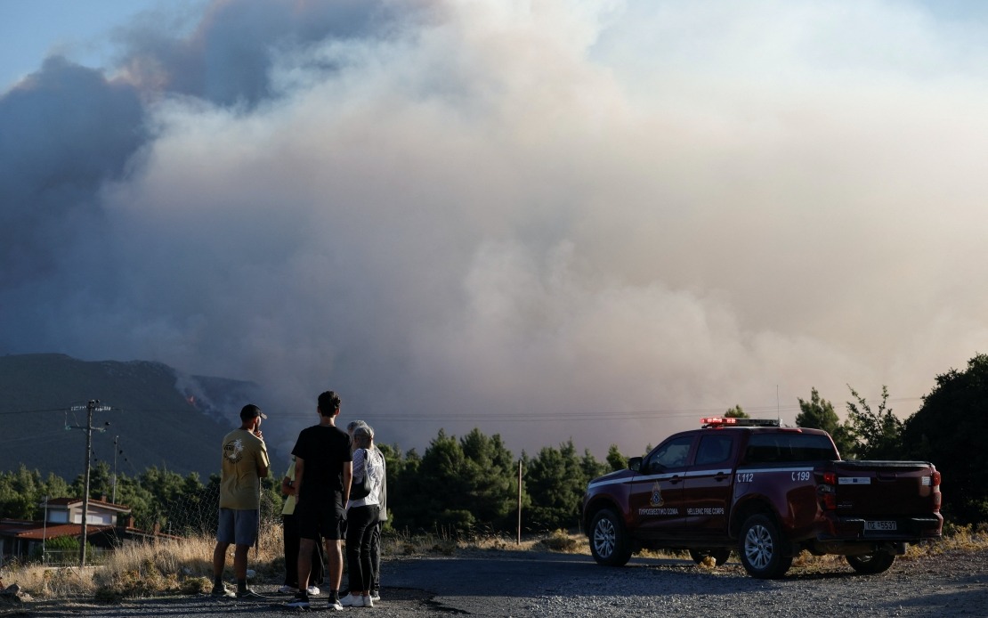 Greece Battles Massive Wildfires as Flames Threaten Athens-Area City of Megara