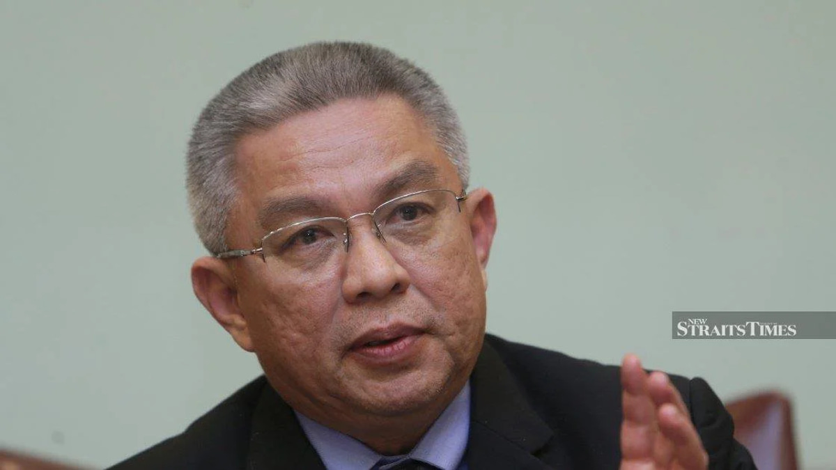 Former Health Minister Dr Adham Baba Among 56 Barisan Nasional Candidates for Johor Election