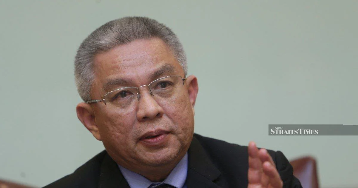 Former Health Minister Dr Adham Baba Among 56 Barisan Nasional Candidates for Johor Election