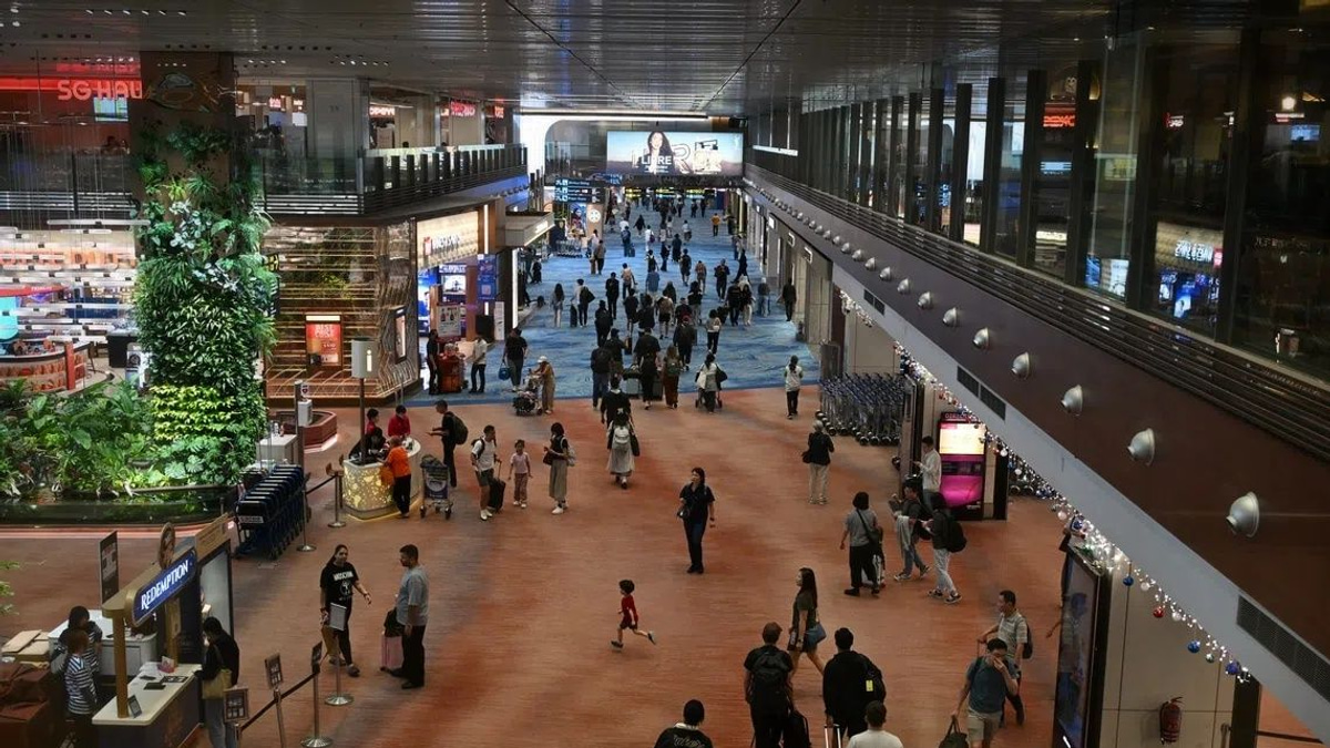 Two foreign nationals arrested for high-value perfume thefts at Singapore's Changi Airport