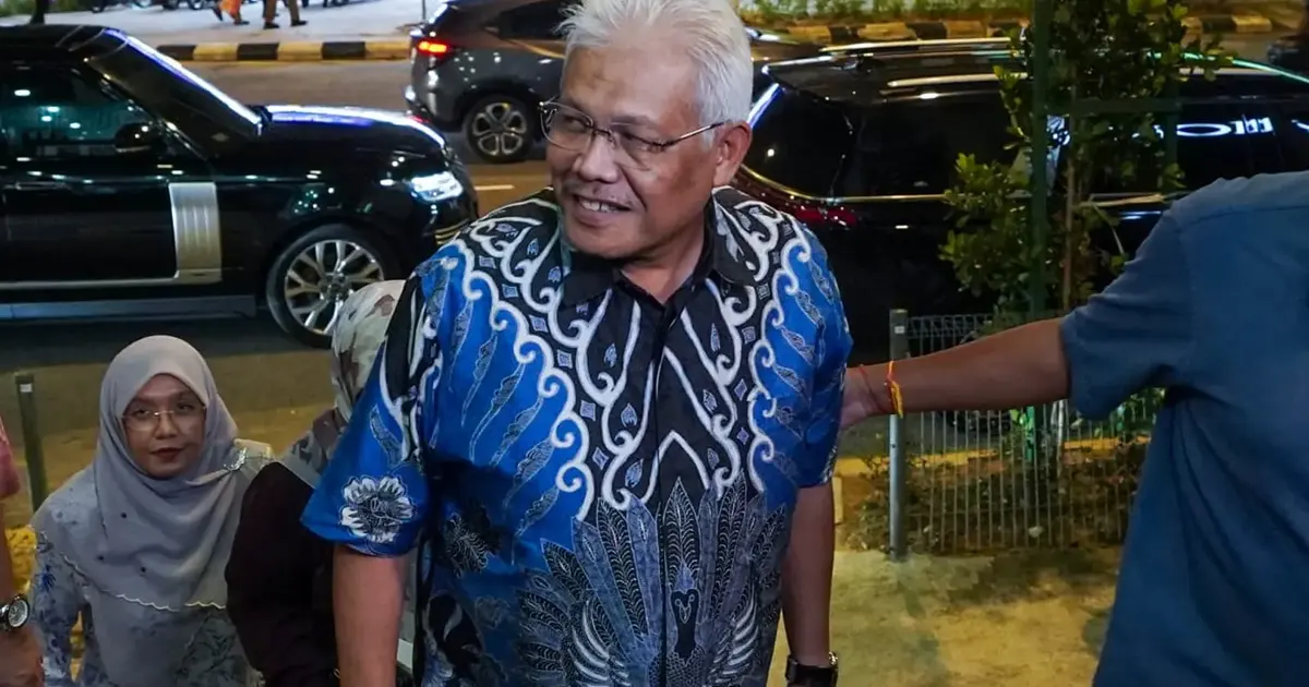 Opposition MPs Meet at PAS Headquarters as Coalition Tensions Simmer
