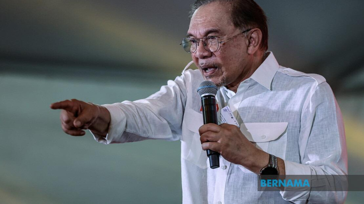 Anwar Defends Kedah Development Efforts Amid Sanusi Political Row