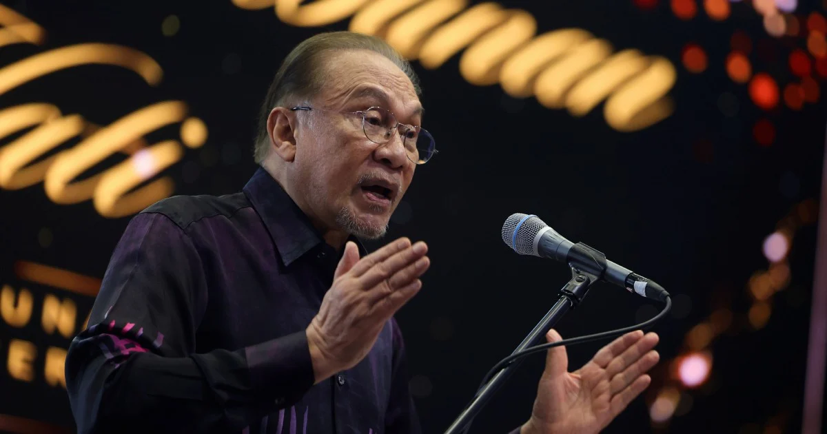 Malaysia pivots toward high-tech economy, Anwar charts course on semiconductors and AI