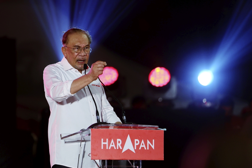 Anwar urges Negeri Sembilan to back Pakatan for uninterrupted development momentum