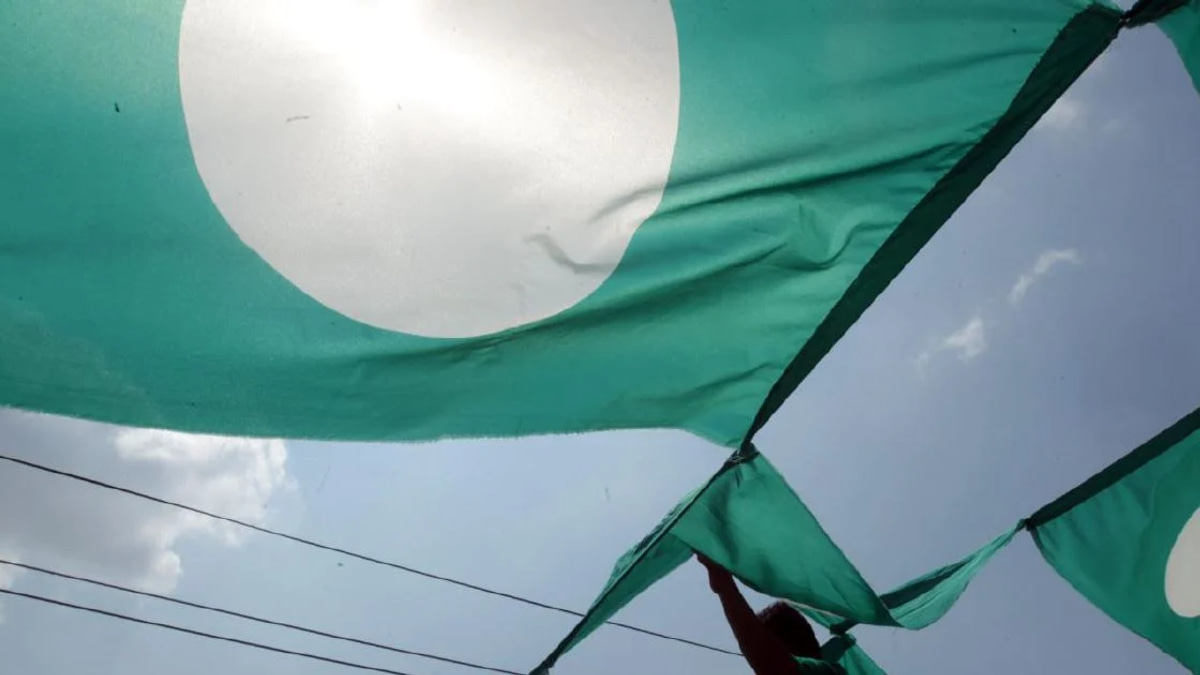 PAS Maintains Silence on Election Night, Awaits Official Results in Johor Race