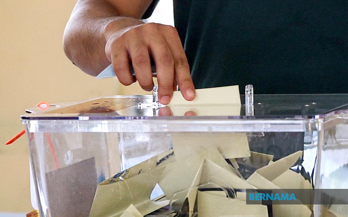 A 120km Journey Cut Short: Johor Voter Arrives One Minute After Polls Close