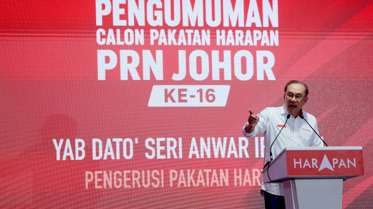 Anwar Challenges Johor Leadership to Scrutinise Barisan and Perikatan Over Alleged Revenue Shortfall