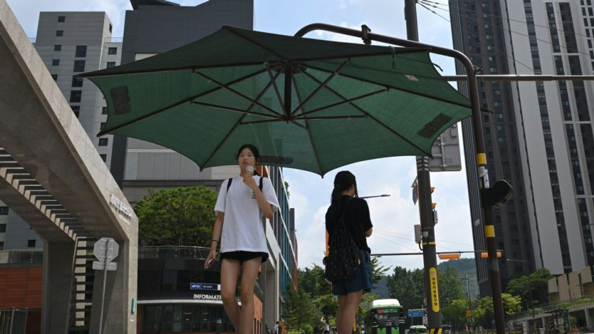 South Korea's Heat Crisis Exposes Workplace Safety Divide