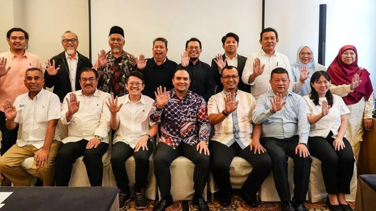 Anwar's Political Secretary Ahmad Farhan Fauzi Named New Pahang PH Chief