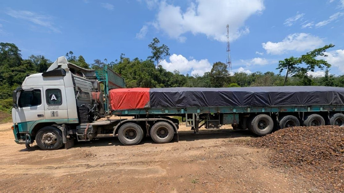 Six Arrested as Authorities Crack Down on Illegal Mining Operation in Kelantan