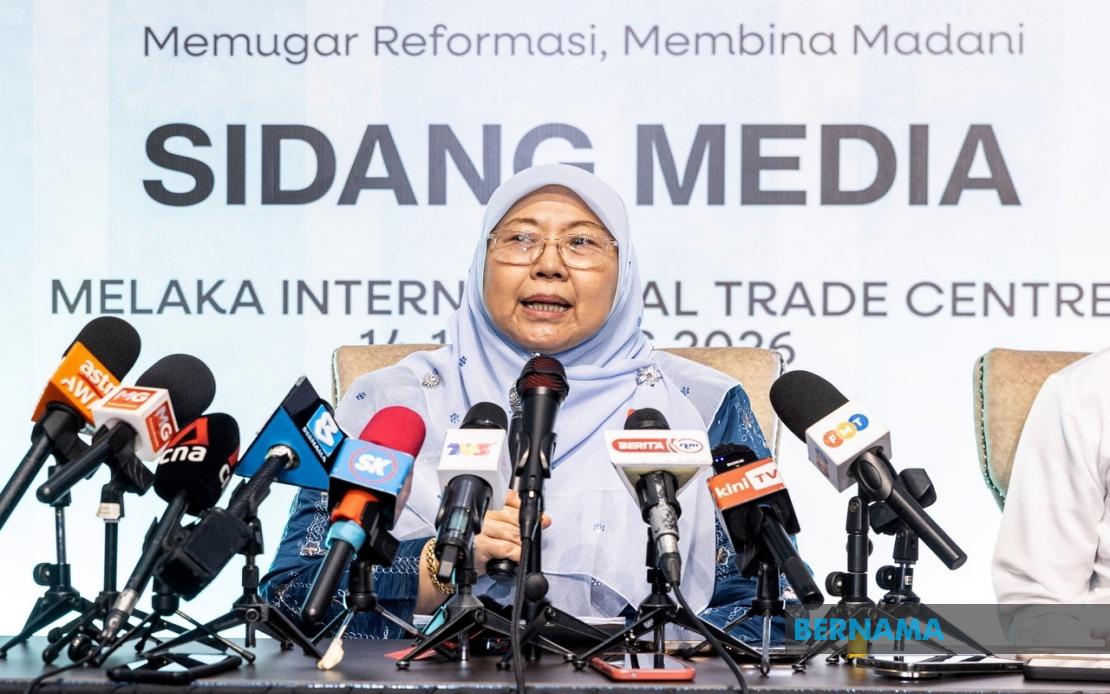 PKR Offers No Fixed End Date for Nurul Izzah's Study Leave, Says Fuziah