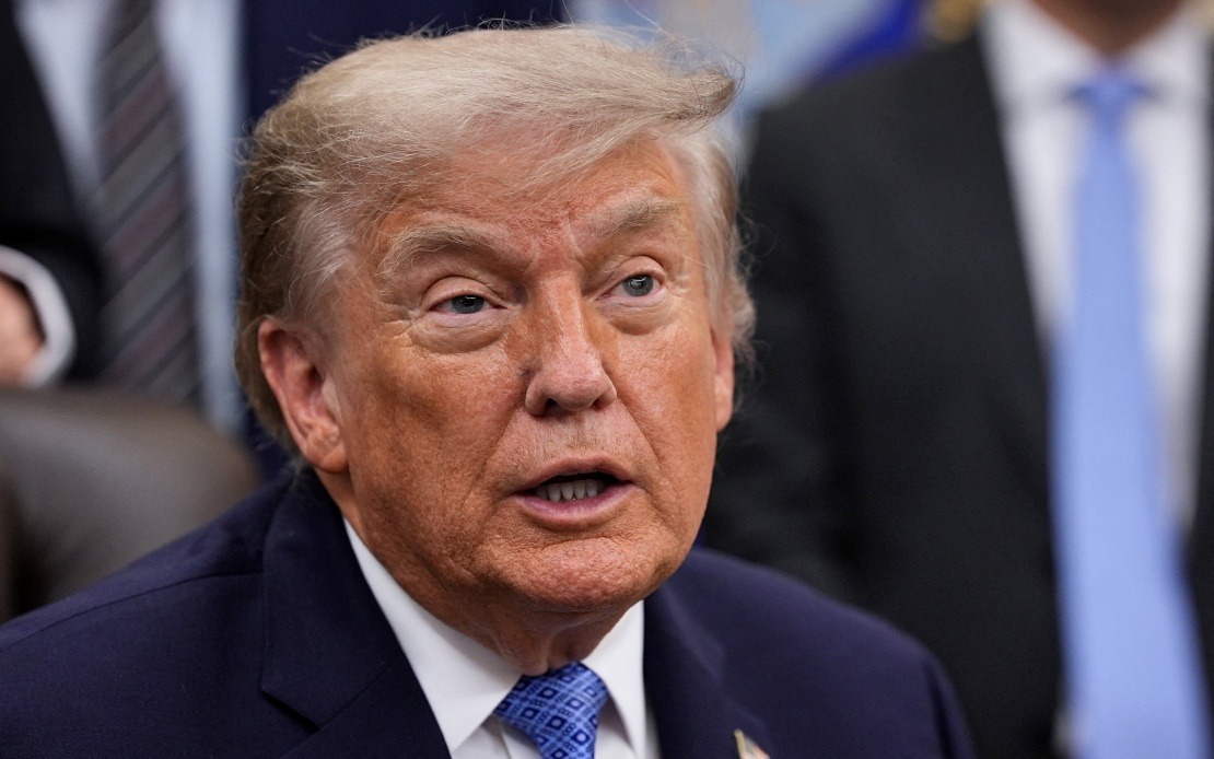 Trump Pins Wildfire Smoke Crisis on Canada, Threatens Tariff Action