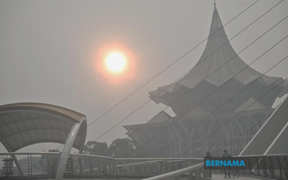 Sarawak Shuts 591 Schools as Extreme Heat and Drought Trigger Environmental Alarm