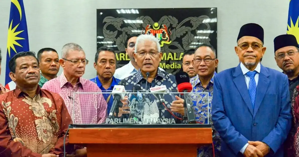 Government Must Clarify Azam's Role at Anti-Crime Centre, Says Opposition Leader Hamzah