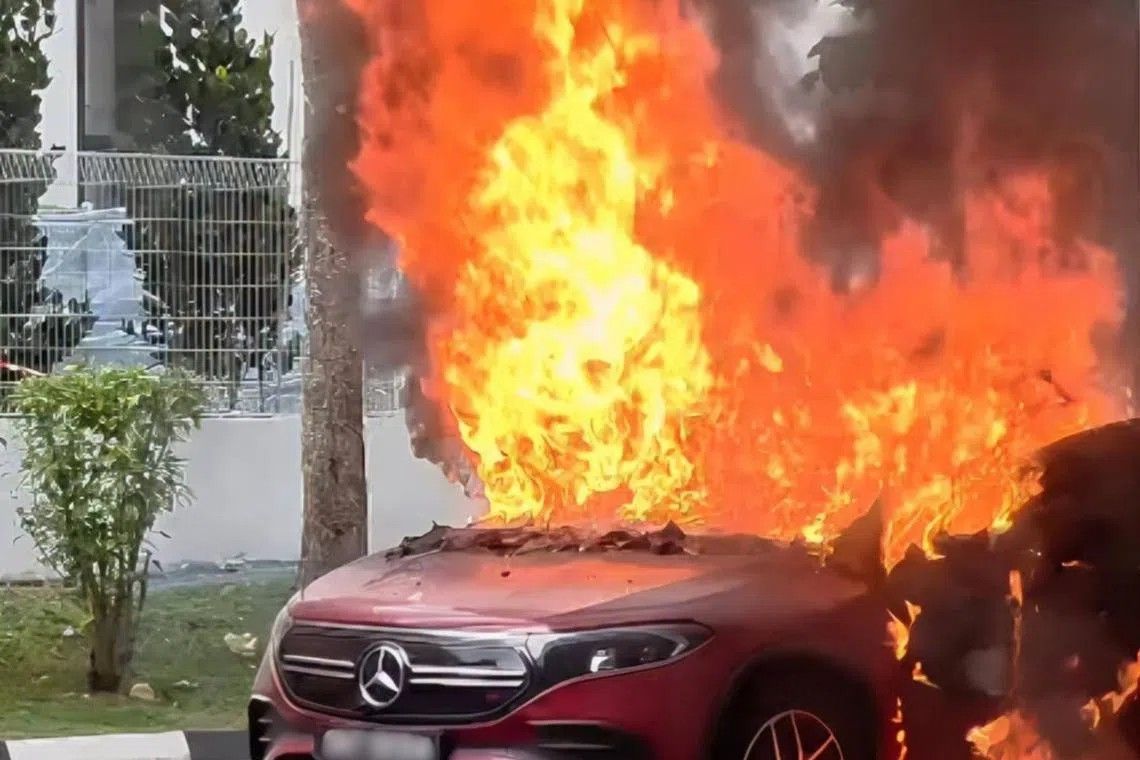 Electric vehicle erupts in flames at Woodlands HDB carpark; firefighters contain blaze