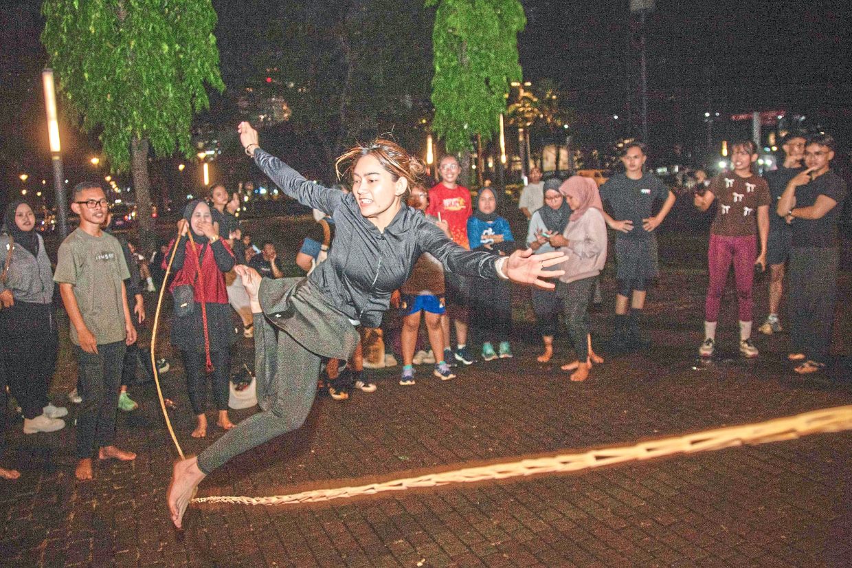 Indonesia's Burnout Generation Finds Healing in Childhood Games