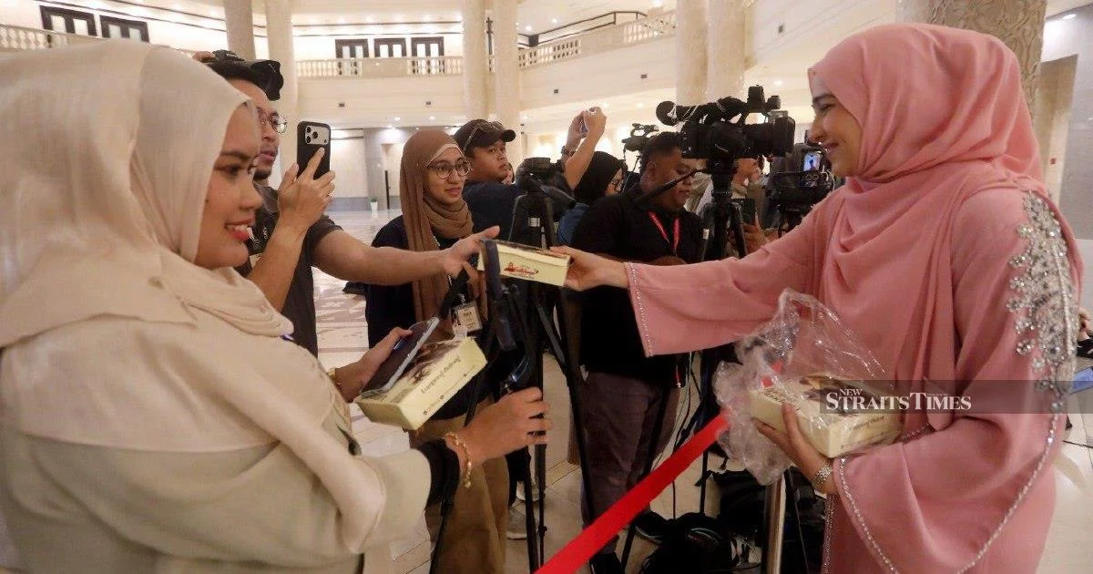 Syed Saddiq Hosts Media Gathering at Palace of Justice Following Federal Court Ruling