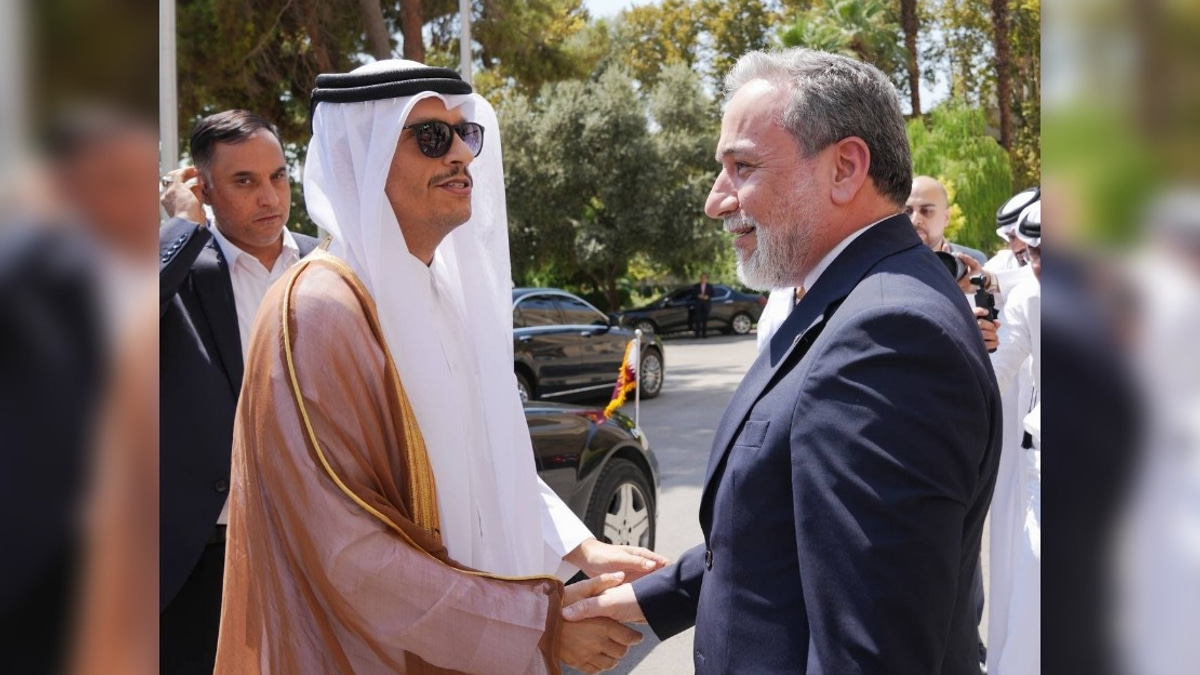 Iran Signals Diplomatic Opening With US, Says 'Pressure Doesn't Work'