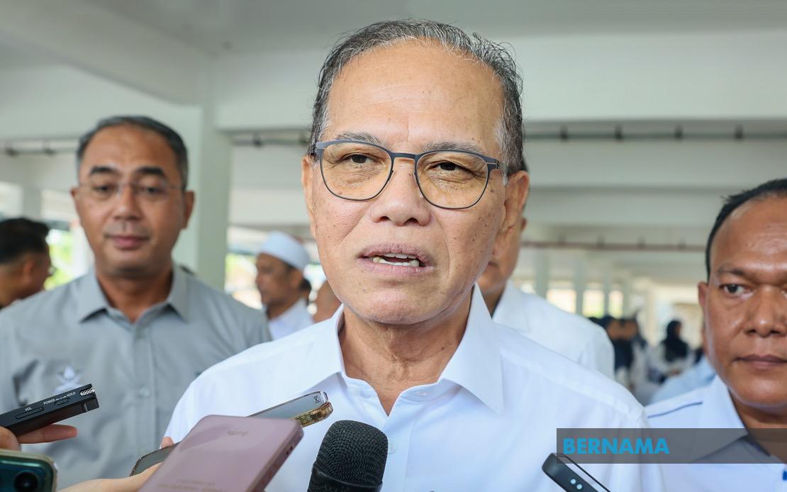 Pahang Menteri Besar Calls on Orang Asli Youth to Embrace Skills Training and Further Education