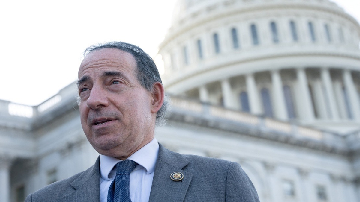 US Democrats Launch Corruption Inquiry Into FIFA, Alleging Trump Administration Links