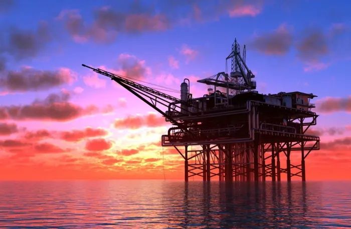 Oil Prices Edge Higher as US-Iran Peace Talks Stall, Regional Tensions Persist