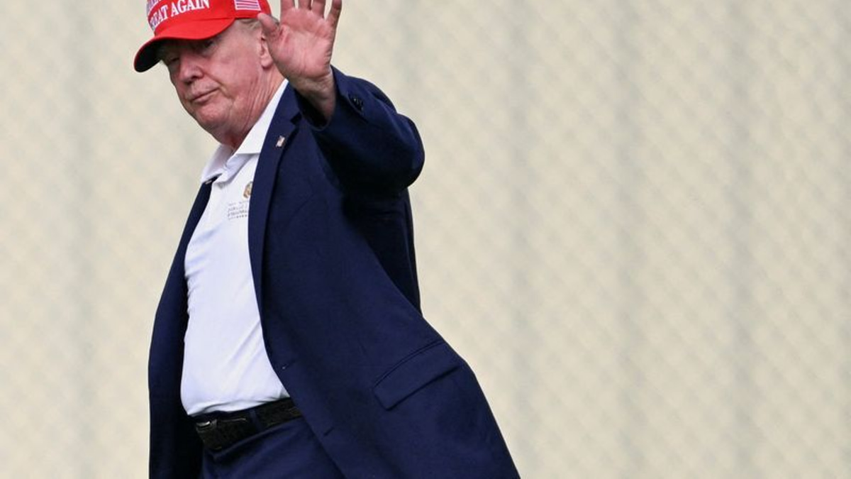 Majority of Americans View Trump's Cryptocurrency Profits as Inappropriate, Poll Shows