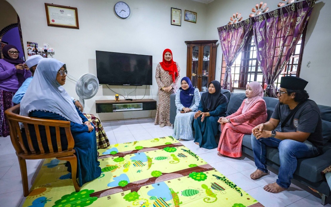 Education Minister Pays Condolences to Family of 14-Year-Old Who Died During Rugby Training