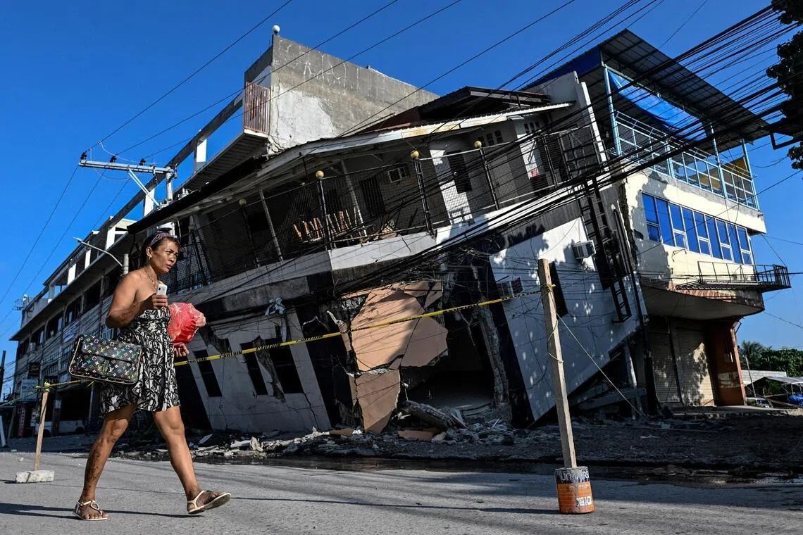 Philippine Earthquake Reshapes Coastline, Leaving Fishing Communities in Flux